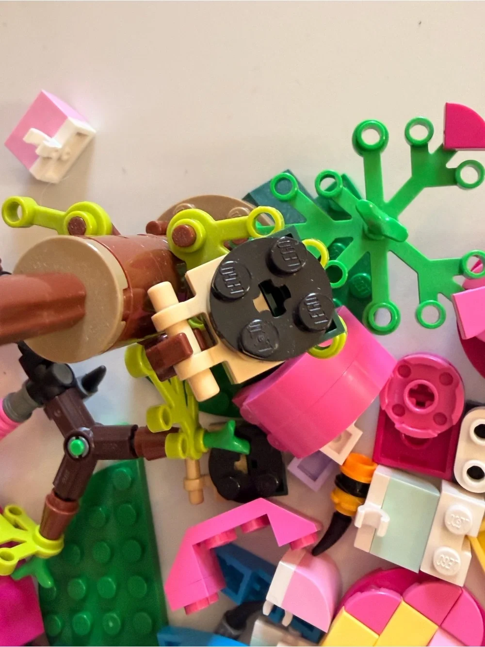 Lego Green and Brown Tree Trunk Building Set
